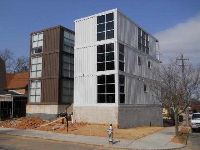 THE ATLANTA SHIPPING CONTAINER HOUSE 2.0 USA.