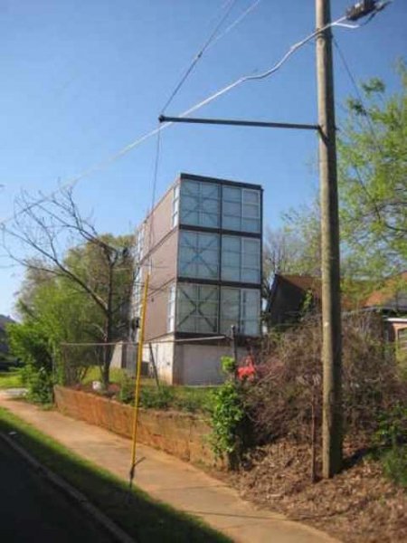 THE ATLANTA SHIPPING CONTAINER HOUSE 2.0 USA.