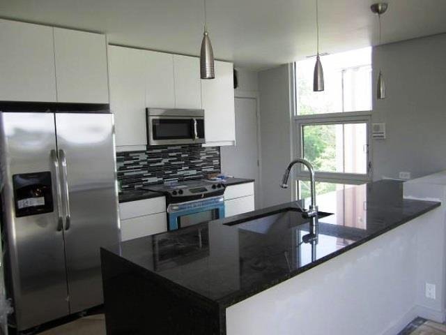 THE ATLANTA SHIPPING CONTAINER HOUSE 2.0 USA.