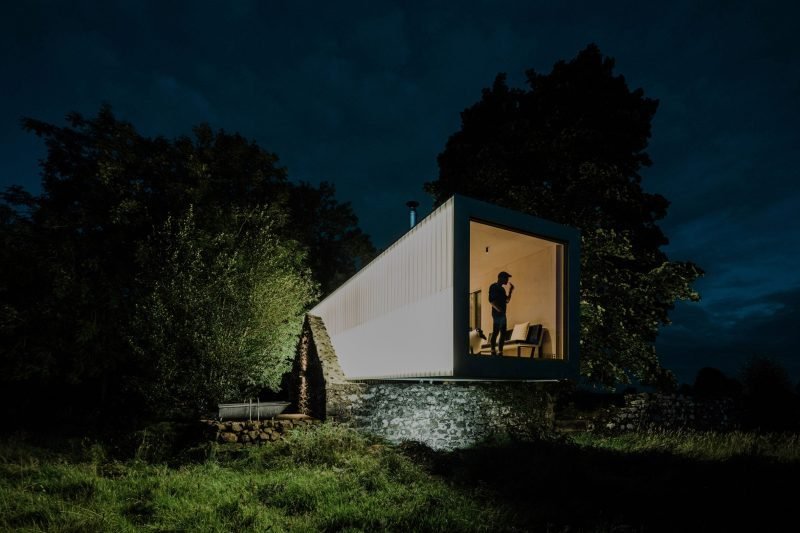 Barneys Ruins by Patrick Bradley: A Sustainable Shipping Container Home in Northern