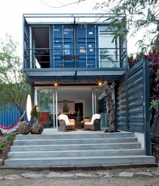 Casa El Tiemblo Shipping Container Home by James and Mau and Infiniski