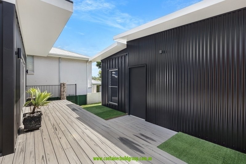 CRONULLA 2 STOREY SHIPPING CONTAINER HOME
