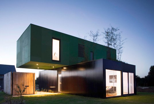 Crossbox by CGArchitectes