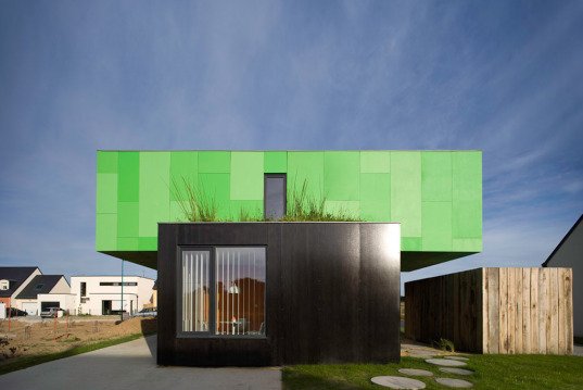 Crossbox by CGArchitectes