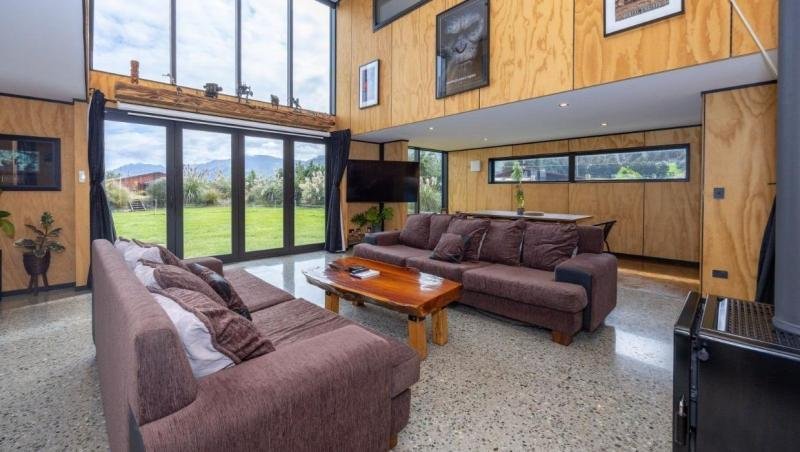 Hāwea Flat Shipping Container Home Wanaka NZ