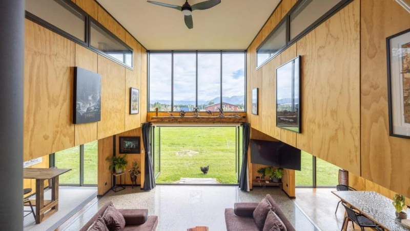 Hāwea Flat Shipping Container Home Wanaka NZ