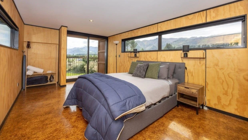 Hāwea Flat Shipping Container Home Wanaka NZ