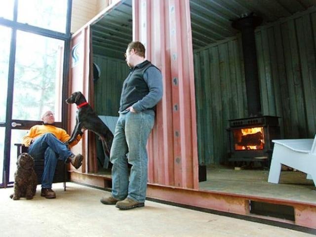 Holyoke Cabin: Off-Grid Shipping Container Home in Duluth, Minnesota