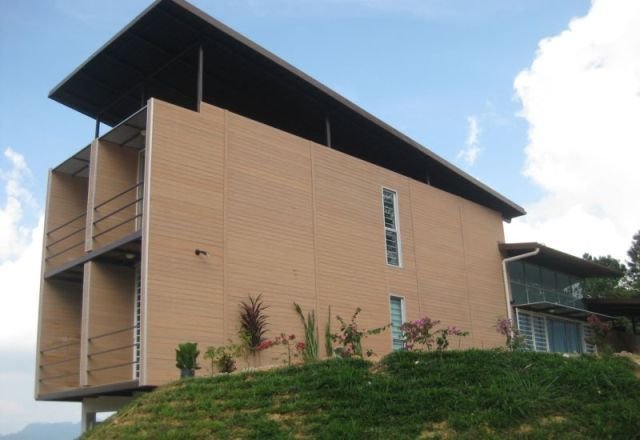 Recycled Container House in Bukit Tinggi, Malaysia