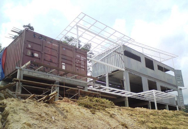 Recycled Container House in Bukit Tinggi, Malaysia