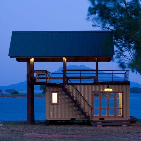 Lakeside Shipping Container Home Sri Lanka at Maduru Oya