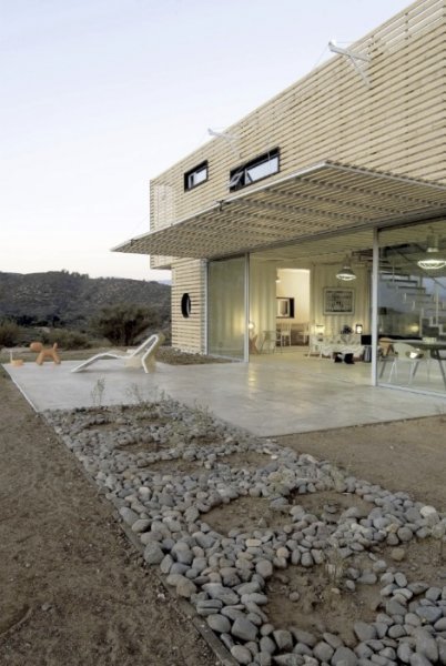 Manifesto House - Container Home - James & Mau, for Infiniski