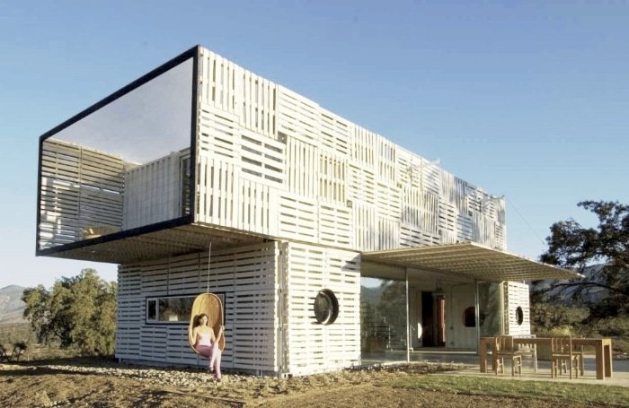 Manifesto House - Container Home - James & Mau, for InfiniskiManifesto House - Container Home - James & Mau, for Infiniski