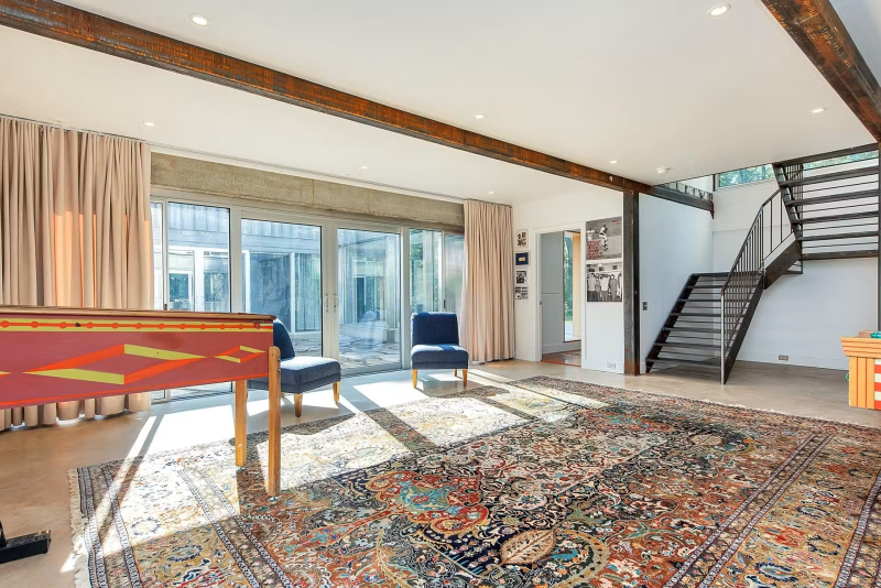 Adam Kalkin’s Shipping Container Home “Old Lady House” 2021