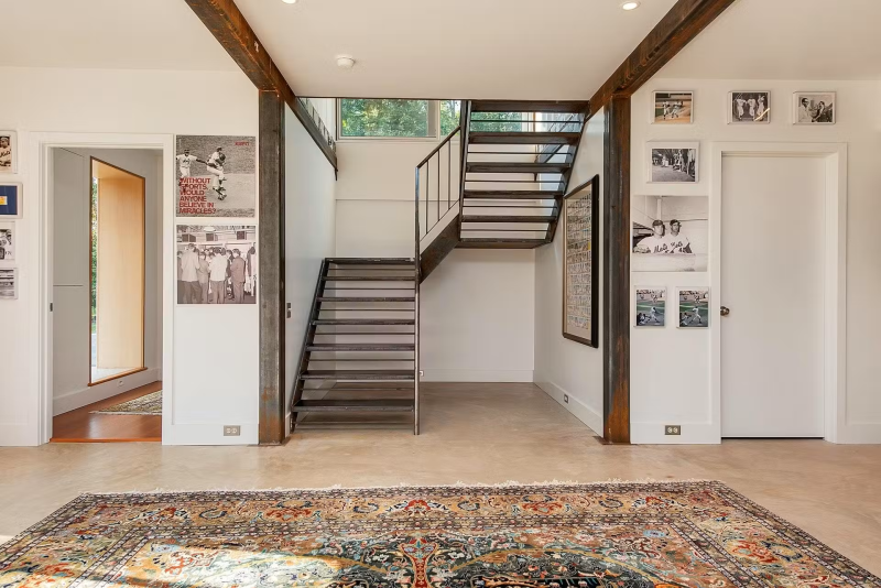 Adam Kalkin’s Shipping Container Home “Old Lady House” 2021