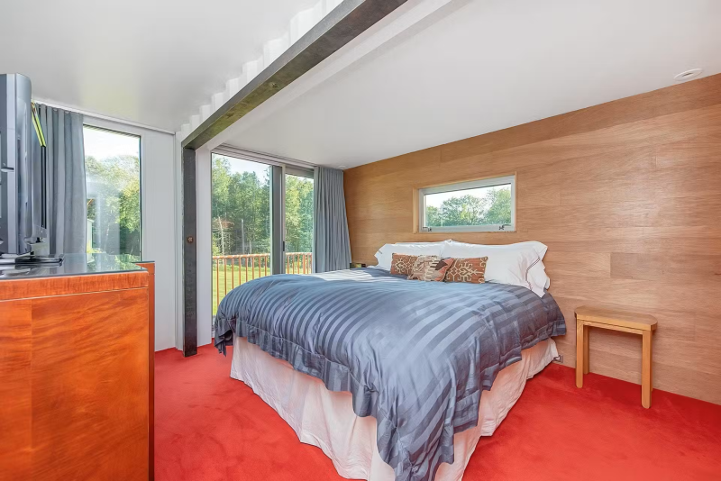 Adam Kalkin’s Shipping Container Home “Old Lady House” 2021