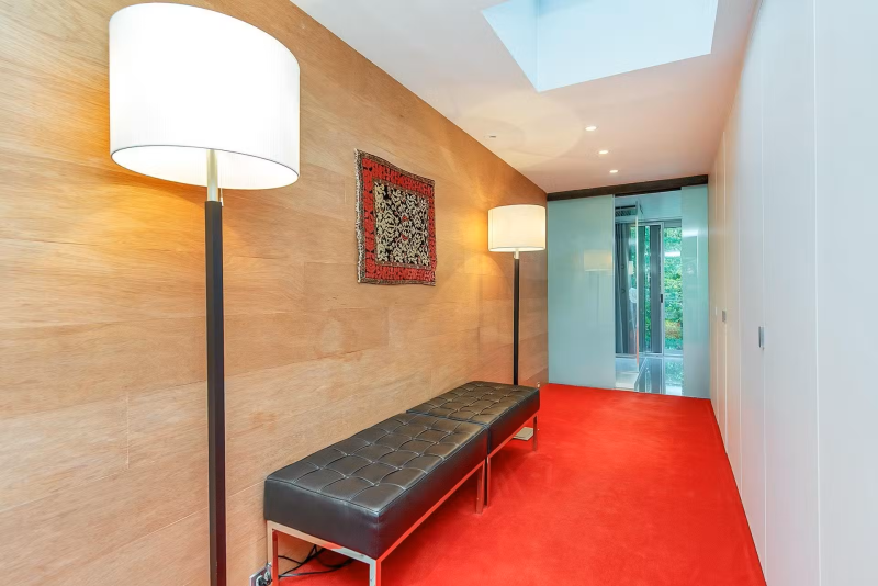 Adam Kalkin’s Shipping Container Home “Old Lady House” 2021