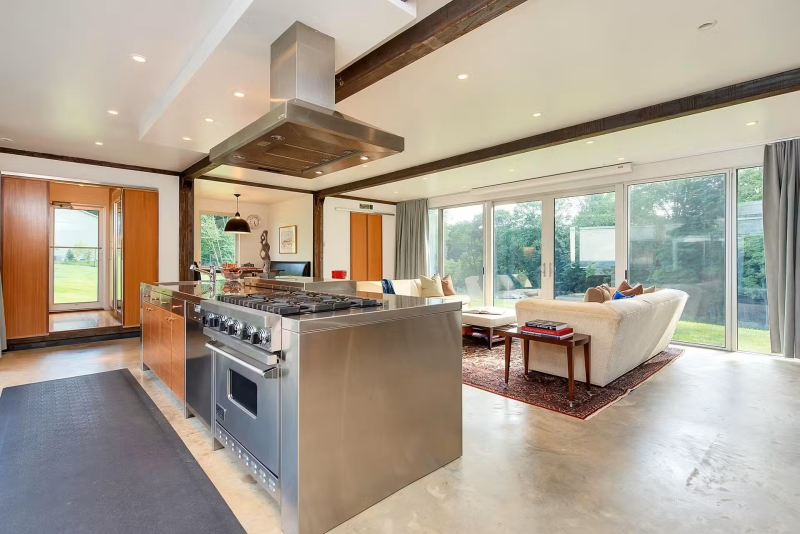 Adam Kalkin’s Shipping Container Home “Old Lady House” 2021