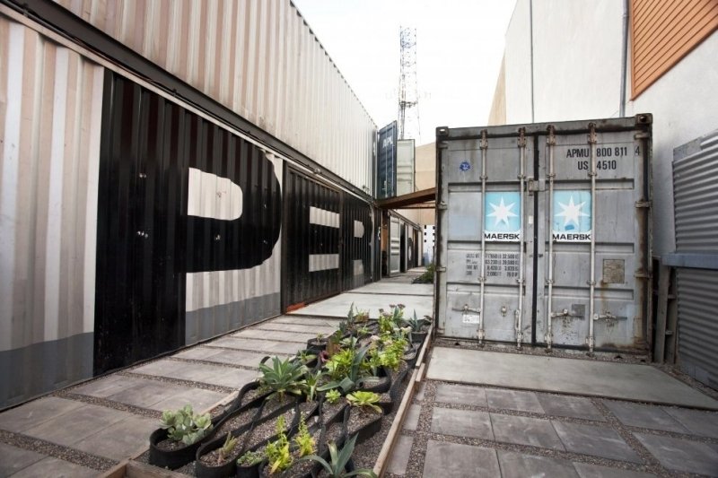 The Periscope Shipping Container Project by ENS Projects