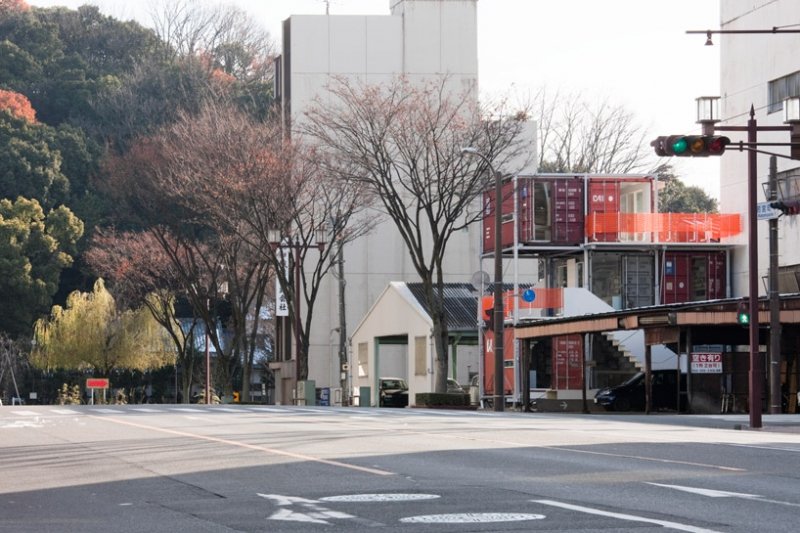 The Daiken-Met Architects Shipping Container Office