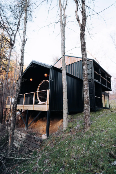 THE HYGGE BOX HOP, ROCKBRIDGE, OHIO, USA