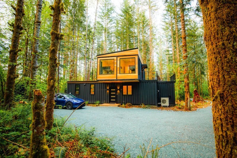 The Pacific Bin - Luxury Shipping Container Retreat - Sultan WA