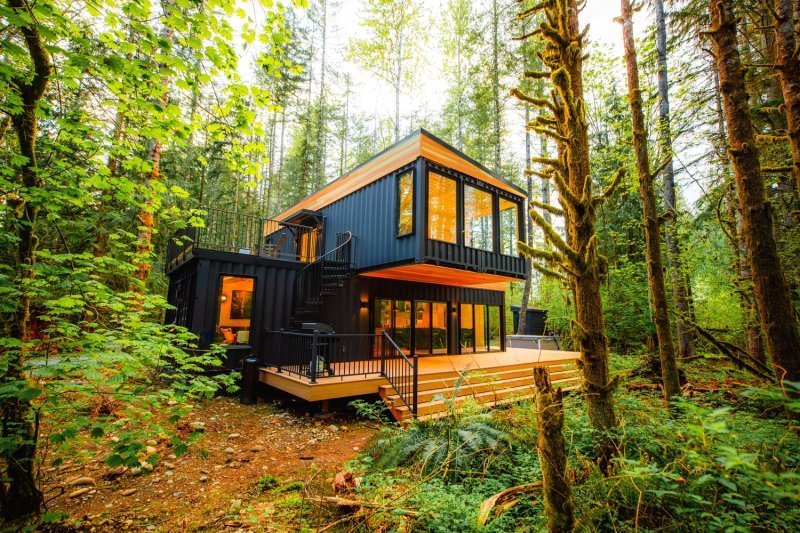 The Pacific Bin - Luxury Shipping Container Retreat - Sultan WA