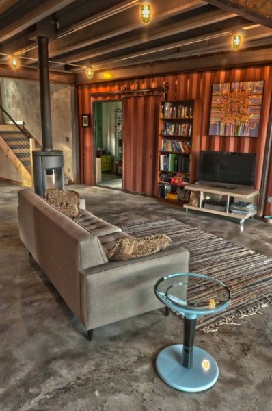 The Shipping Eco Container Home by Studio:HT