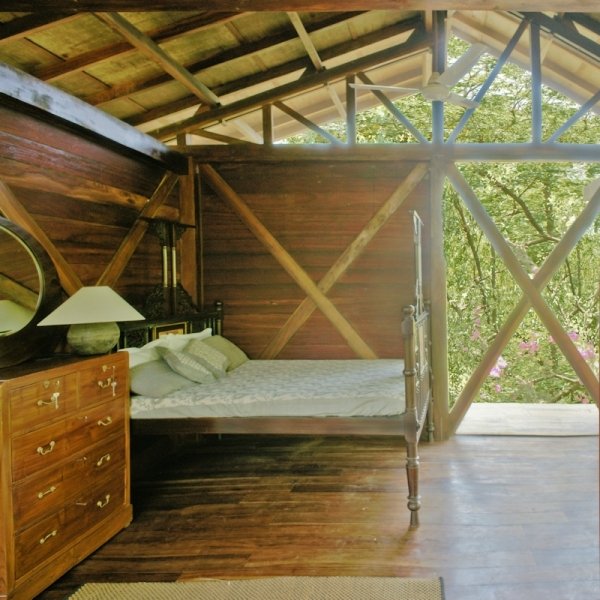 The Shipping Container & Timber Beach House, Srima Auroville