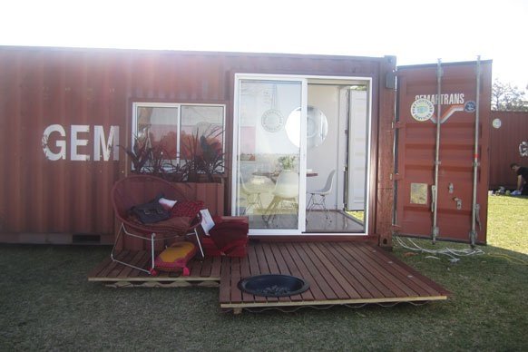 TOP DESIGN? SHIPPING CONTAINER ARCHITECTURE MEETS A REALITY TV SHOW
