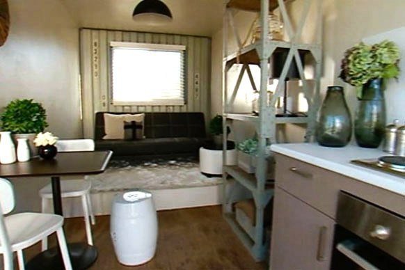 TOP DESIGN? SHIPPING CONTAINER ARCHITECTURE MEETS A REALITY TV SHOW